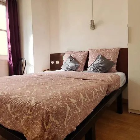Hostel Benformoso *