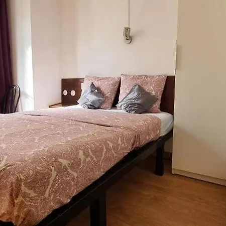 Hostel Benformoso *